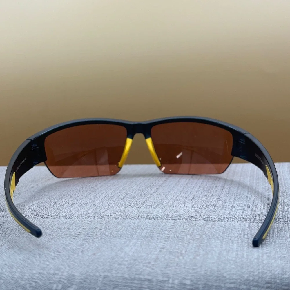 Maxx Sunglasses Maxx 7 Sport Mens OS Black Excellent Gorpcore